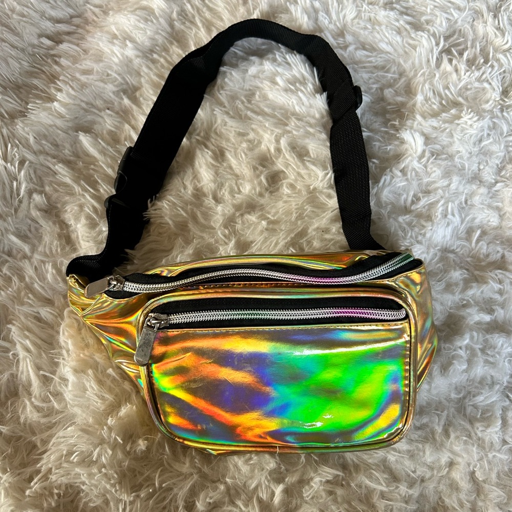 Metallic Adjustable Fanny Pack - Picture 2 of 7